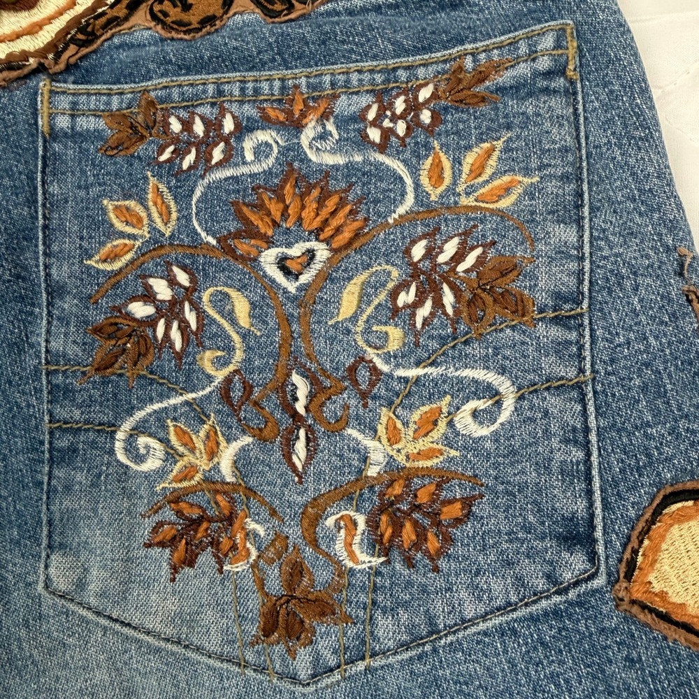 Basil & Maude Jeans Womens 6 Blue Embroidered Studded Y2K Low Rise Bootcut Long - Picture 12 of 14